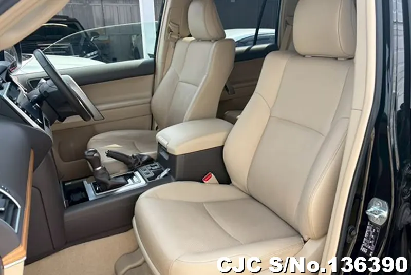 2024 Toyota / Land Cruiser Prado Stock No. 136390