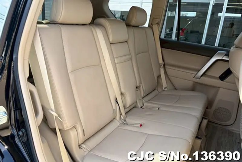 2024 Toyota / Land Cruiser Prado Stock No. 136390
