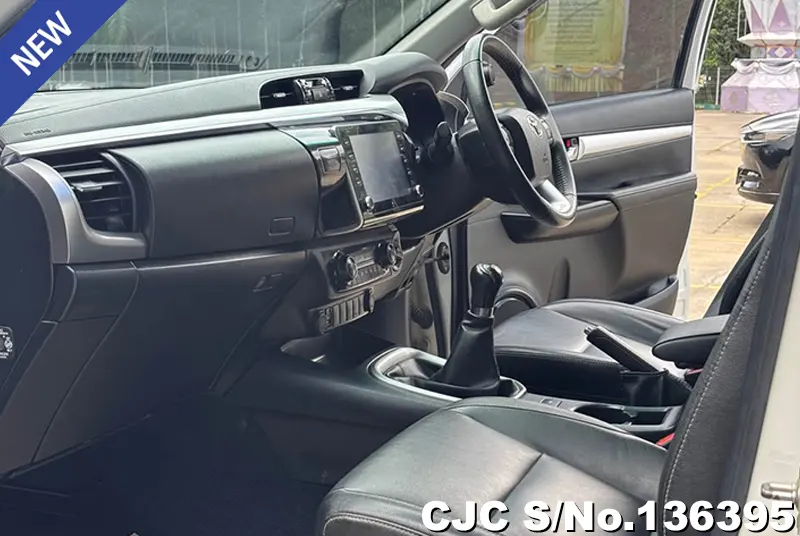 2020 Toyota / Hilux / Revo Stock No. 136395