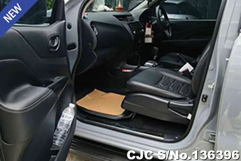 2022 Nissan / Navara Stock No. 136396