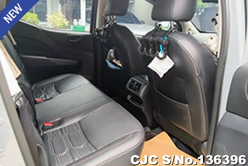 2022 Nissan / Navara Stock No. 136396