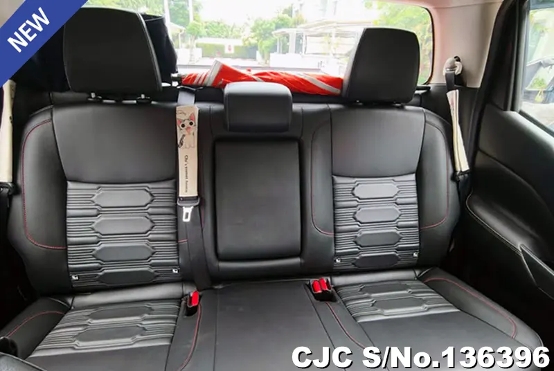 2022 Nissan / Navara Stock No. 136396