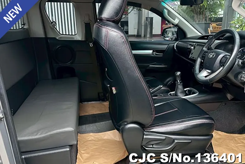 2018 Toyota / Hilux / Revo Stock No. 136401