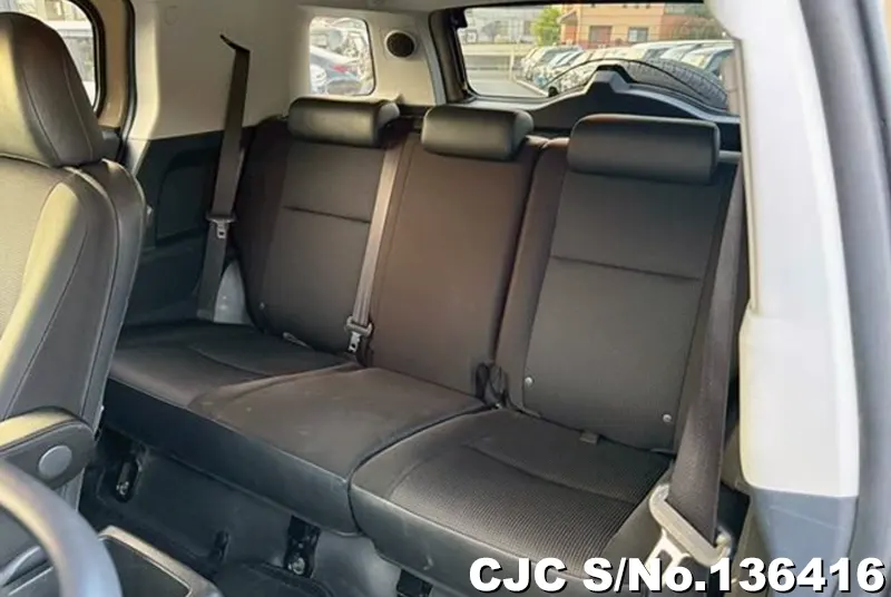 2016 Toyota / FJ Cruiser Stock No. 136416