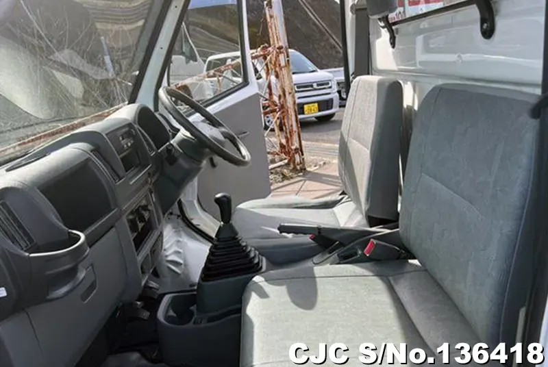2010 Mitsubishi / Minicab Stock No. 136418