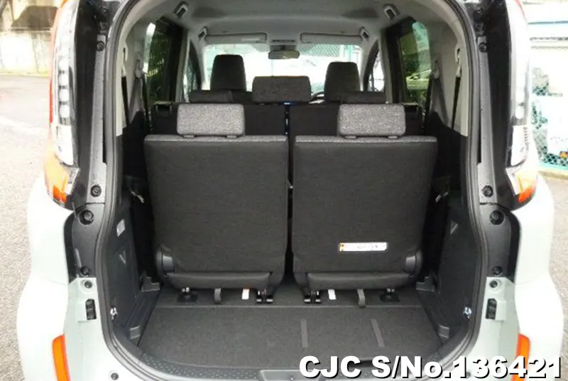 2026 Toyota / Sienta Stock No. 136421
