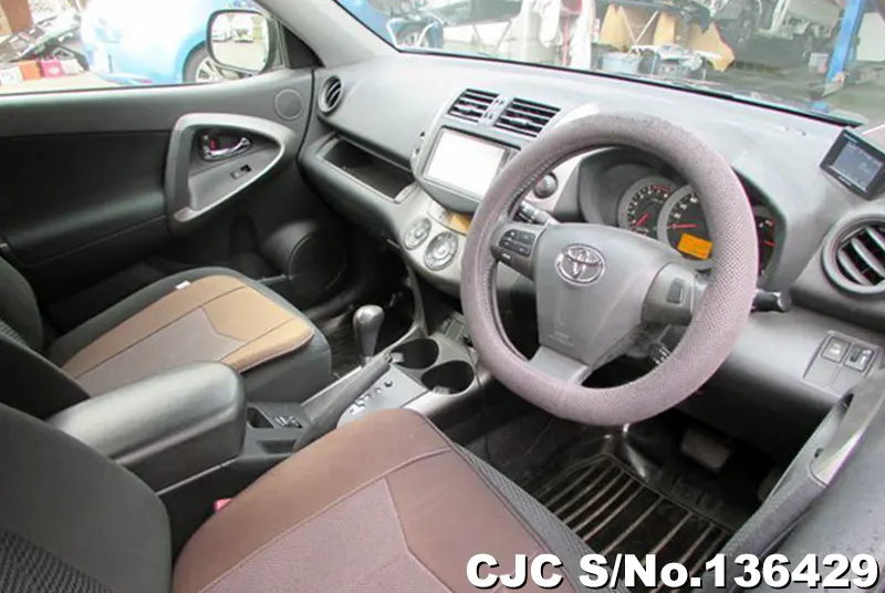 2013 Toyota / Rav4 Stock No. 136429