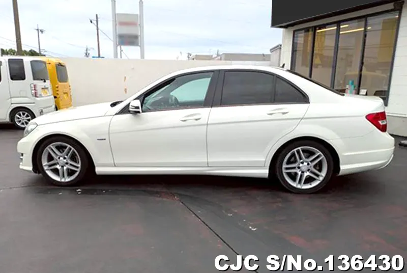 2011 Mercedes Benz / C Class Stock No. 136430