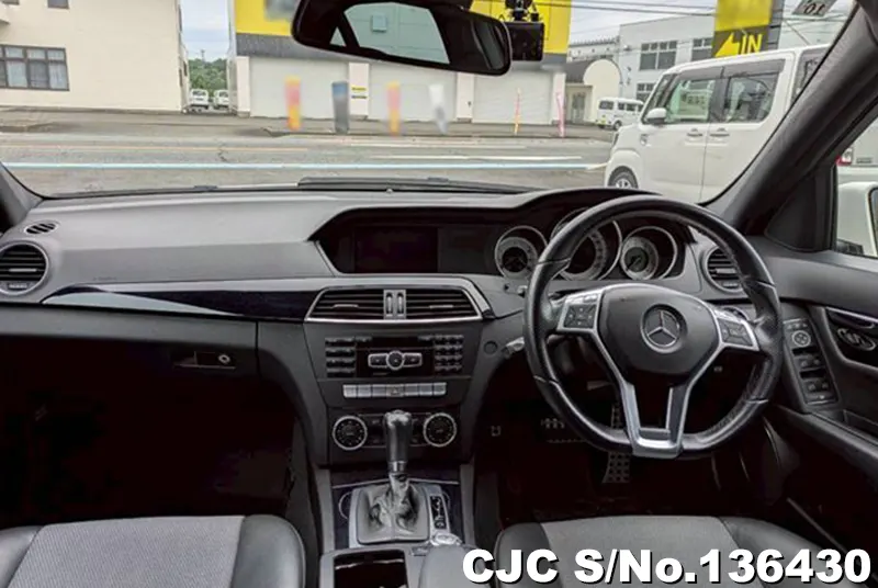 2011 Mercedes Benz / C Class Stock No. 136430