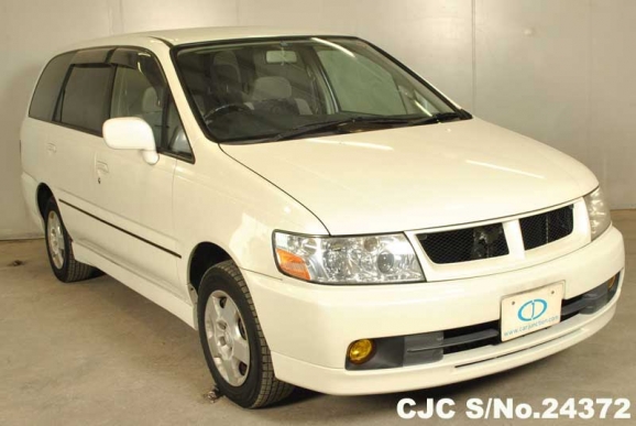 2000 Nissan / Bassara Stock No. 24372