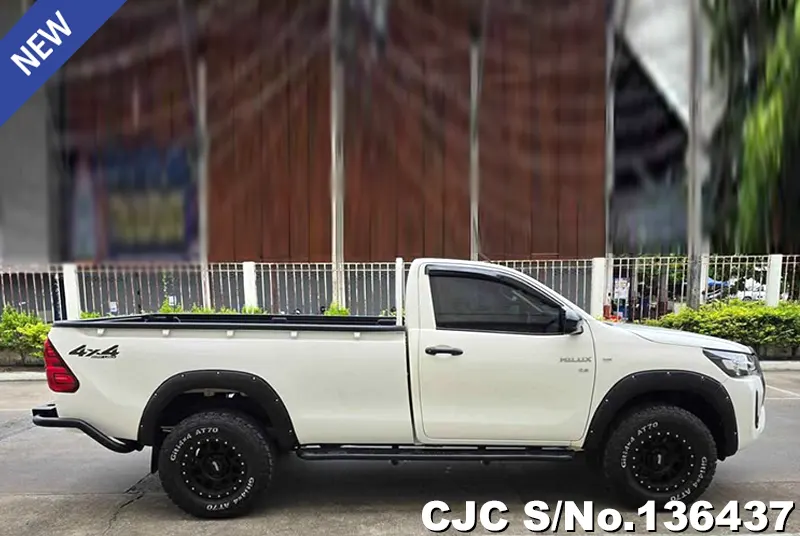 2021 Toyota / Hilux / Revo Stock No. 136437