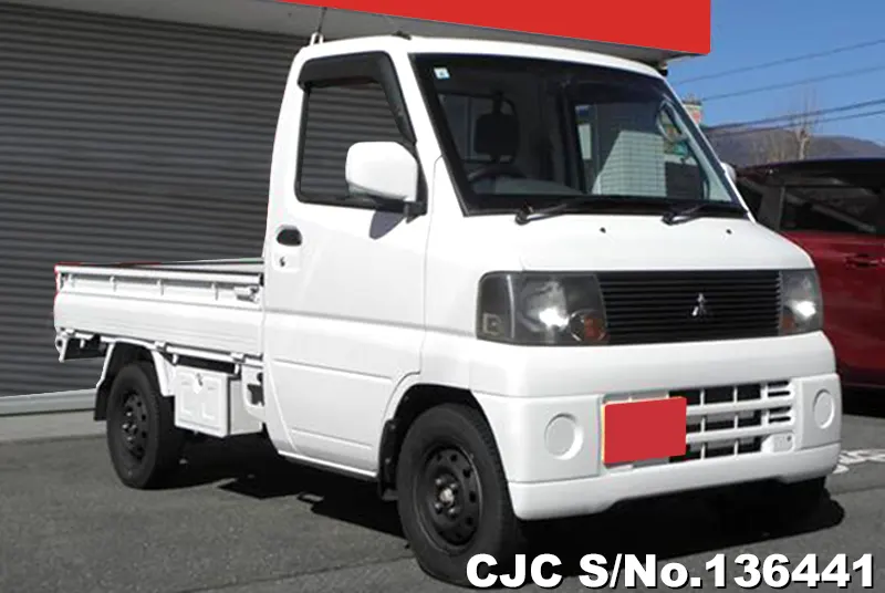 2005 Mitsubishi / Minicab Stock No. 136441