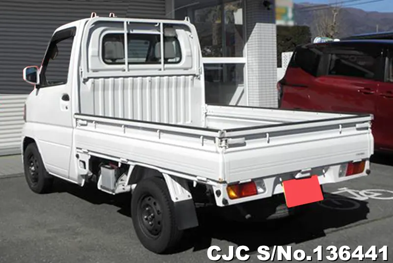 2005 Mitsubishi / Minicab Stock No. 136441