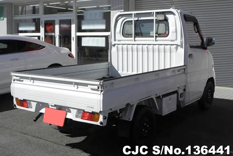 2005 Mitsubishi / Minicab Stock No. 136441