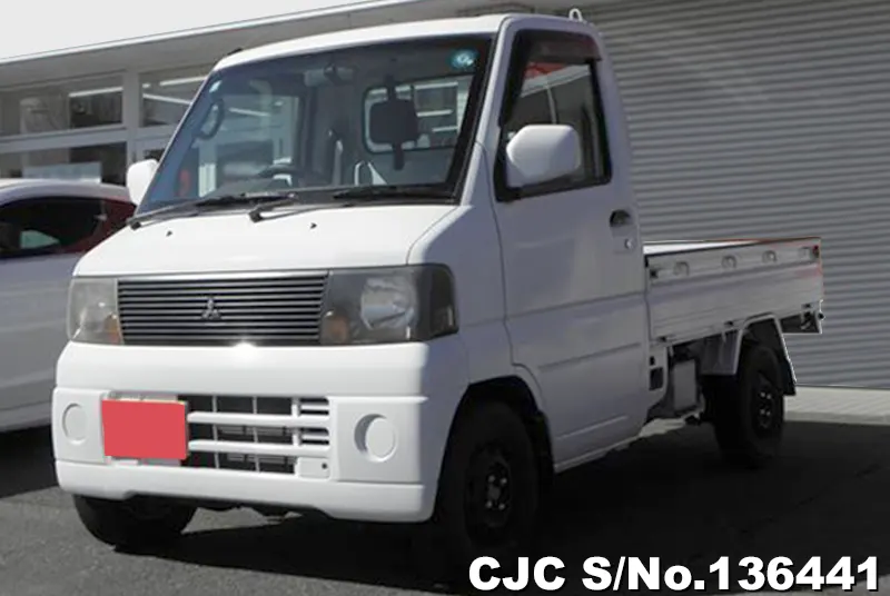 2005 Mitsubishi / Minicab Stock No. 136441