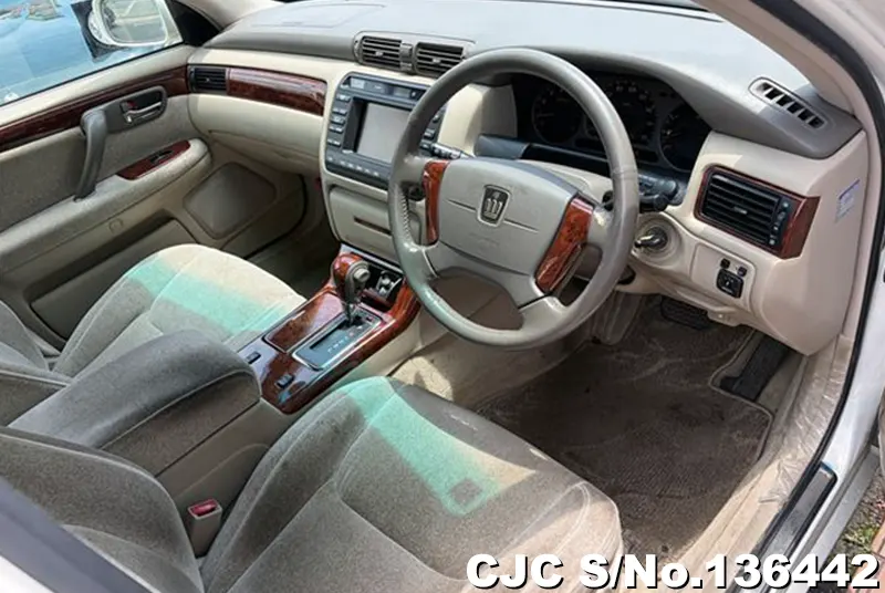 2003 Toyota / Crown Stock No. 136442
