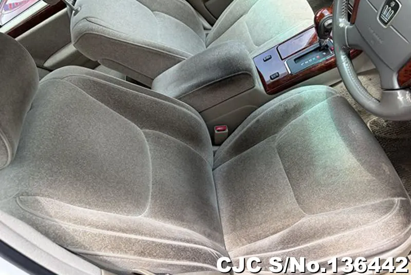 2003 Toyota / Crown Stock No. 136442