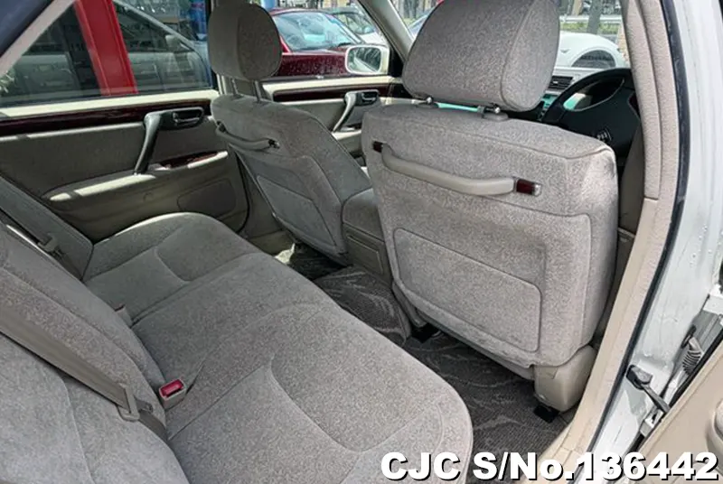 2003 Toyota / Crown Stock No. 136442
