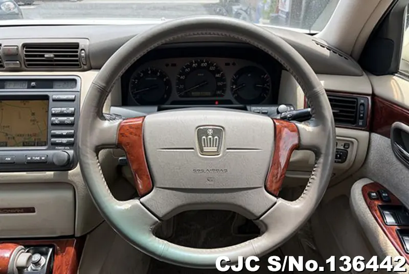 2003 Toyota / Crown Stock No. 136442