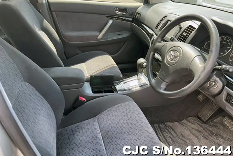 2002 Toyota / Allion Stock No. 136444
