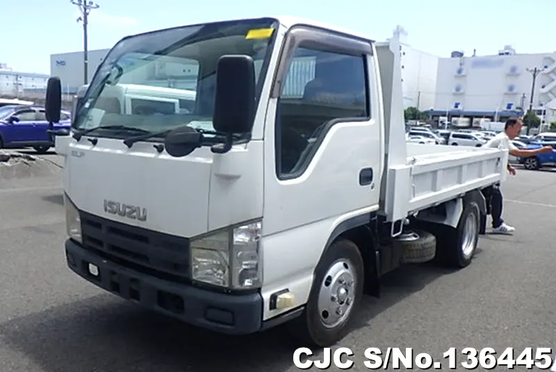 2012 Isuzu / Elf Stock No. 136445