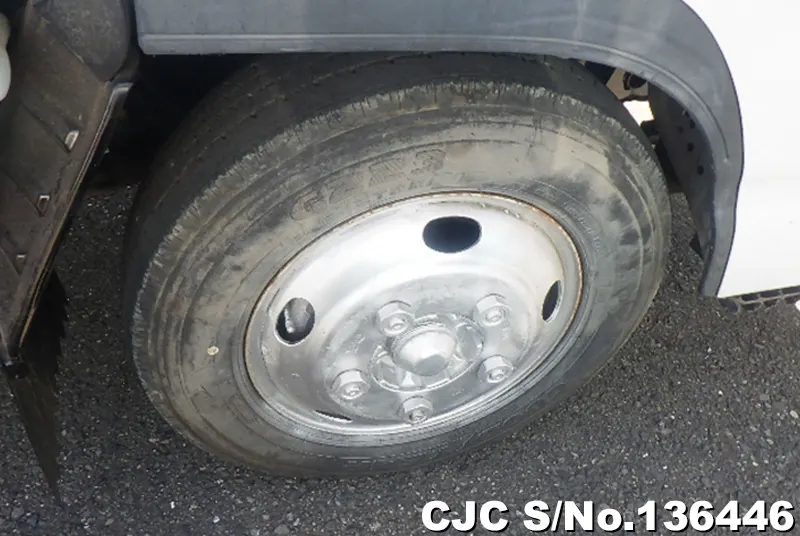 2006 Isuzu / Elf Stock No. 136446