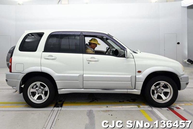 2004 Suzuki / Escudo Stock No. 136457