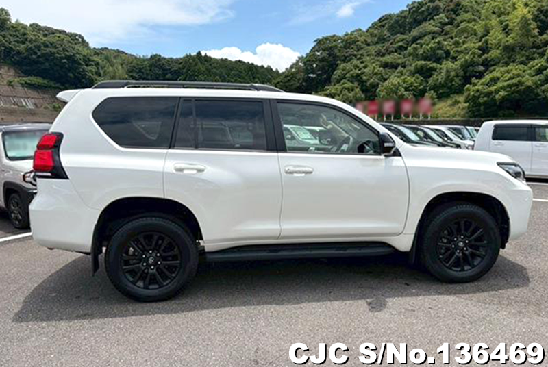 2024 Toyota / Land Cruiser Prado Stock No. 136469