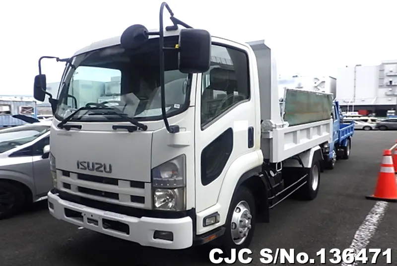 2011 Isuzu / Forward Stock No. 136471