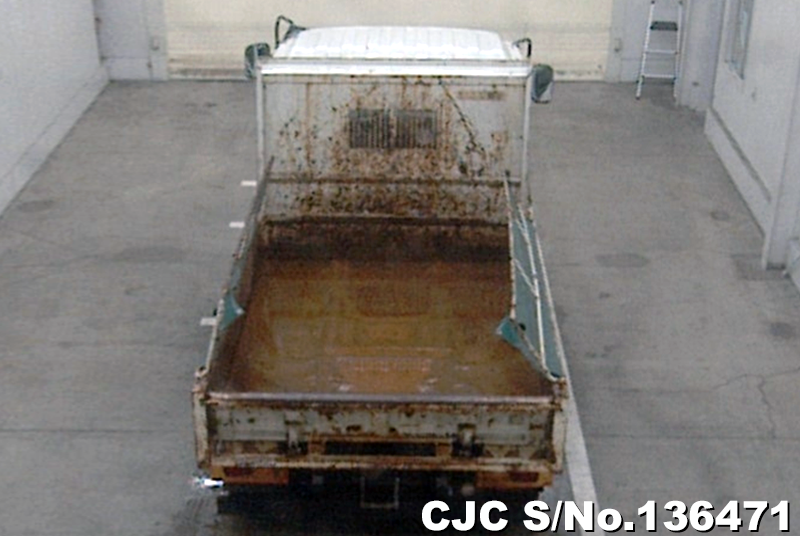 2011 Isuzu / Forward Stock No. 136471