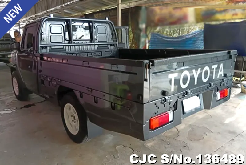 2024 Toyota / Hilux / Champ Stock No. 136489