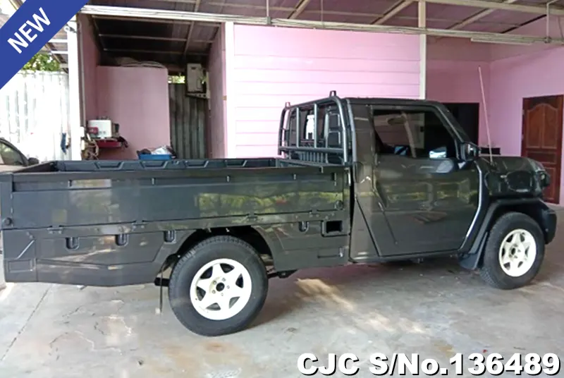 2024 Toyota / Hilux / Champ Stock No. 136489