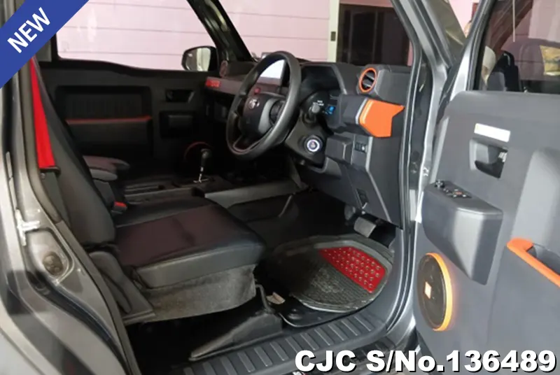 2024 Toyota / Hilux / Champ Stock No. 136489