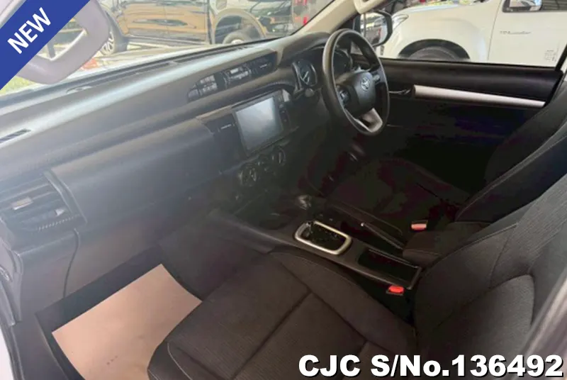 2021 Toyota / Hilux / Revo Stock No. 136492