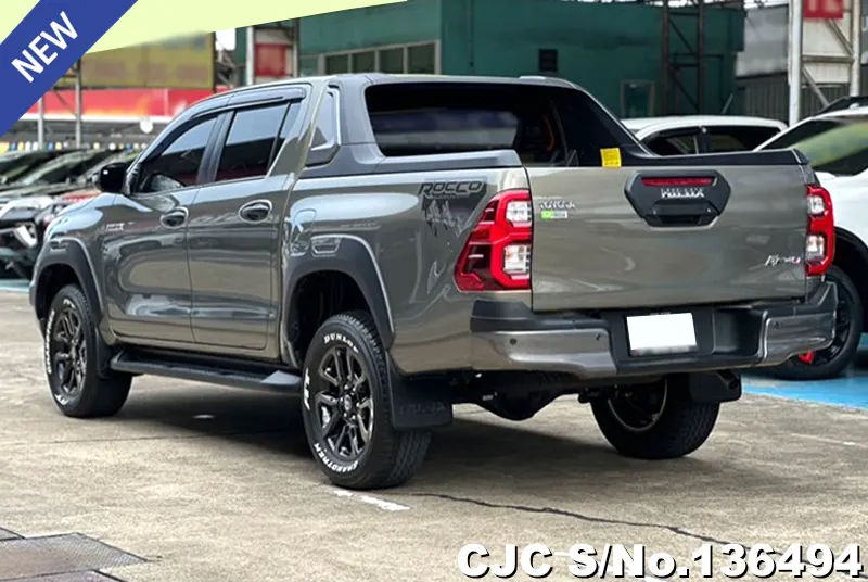 Toyota Hilux in Oxide Bronze Metallic for Sale Image 1