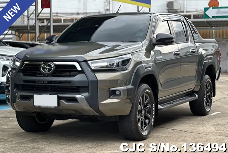 Toyota Hilux in Oxide Bronze Metallic for Sale Image 3