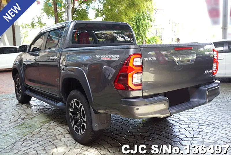 2022 Toyota / Hilux / Revo Stock No. 136497