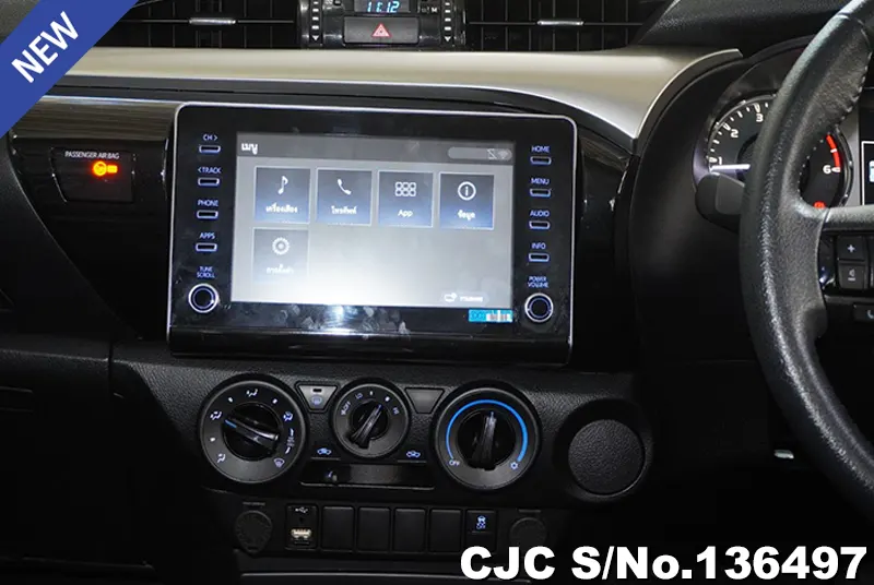 2022 Toyota / Hilux / Revo Stock No. 136497