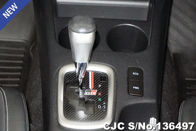 2022 Toyota / Hilux / Revo Stock No. 136497