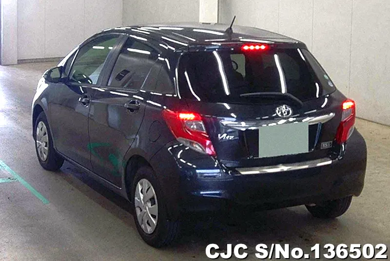 2015 Toyota / Vitz Stock No. 136502