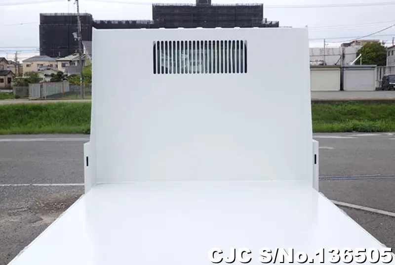 2012 Mazda / Titan Stock No. 136505
