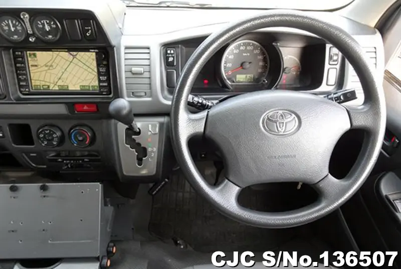 2009 Toyota / Hiace Stock No. 136507