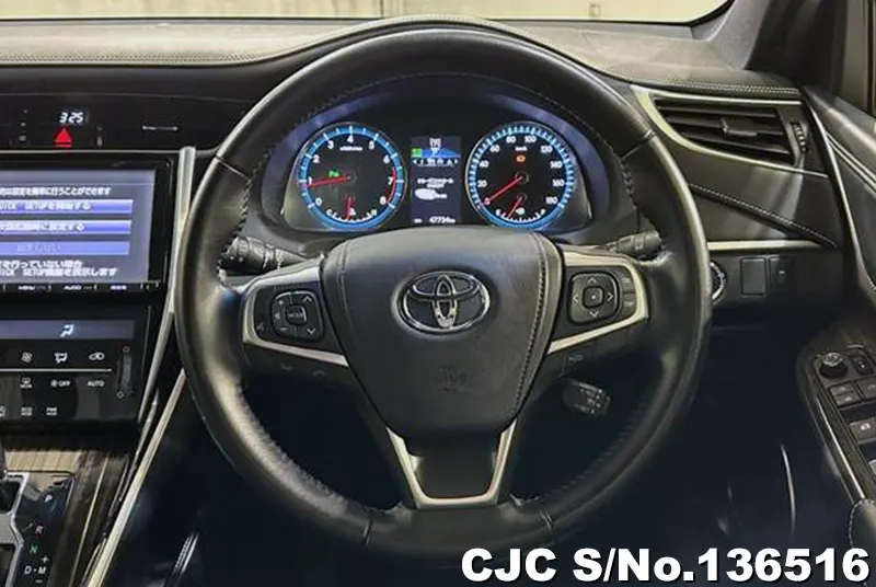 2015 Toyota / Harrier Stock No. 136516