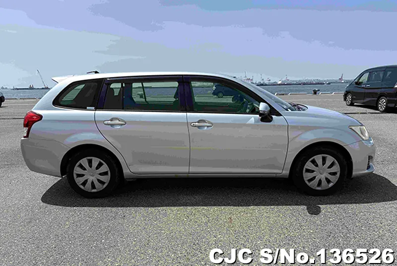 2013 Toyota / Corolla Fielder Stock No. 136526