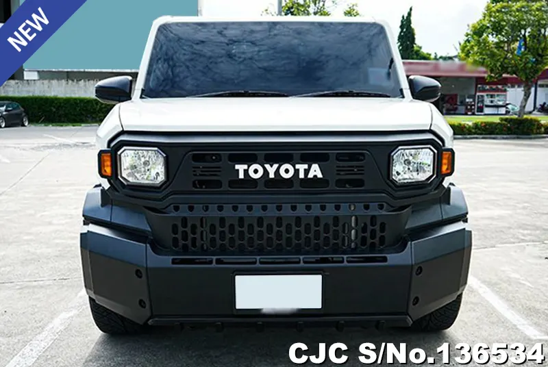 2024 Toyota / Hilux / Champ Stock No. 136534
