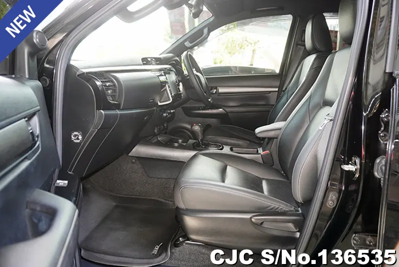 2020 Toyota / Hilux / Revo Rocco Stock No. 136535
