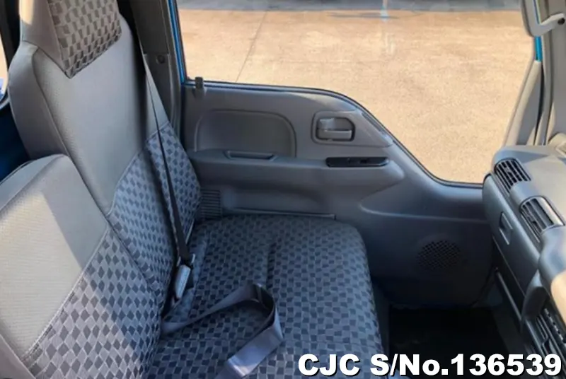 2006 Isuzu / Elf Stock No. 136539