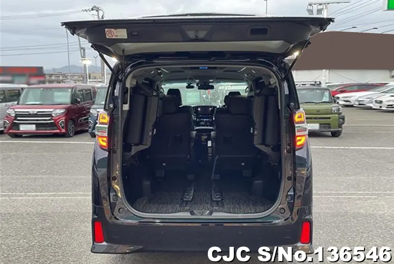 2021 Toyota / Alphard Stock No. 136546