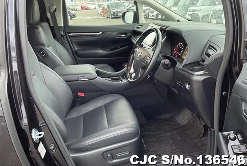 2021 Toyota / Alphard Stock No. 136546