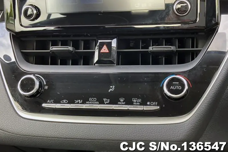 2020 Toyota / Corolla Stock No. 136547